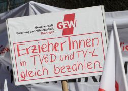 Warnstreik In Jena 150217 018